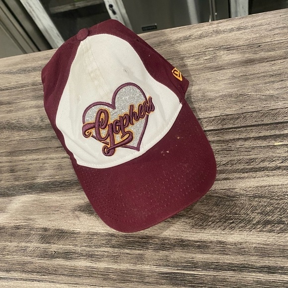 University of Minnesota Golden Gophers Youth Hat - Picture 2 of 4